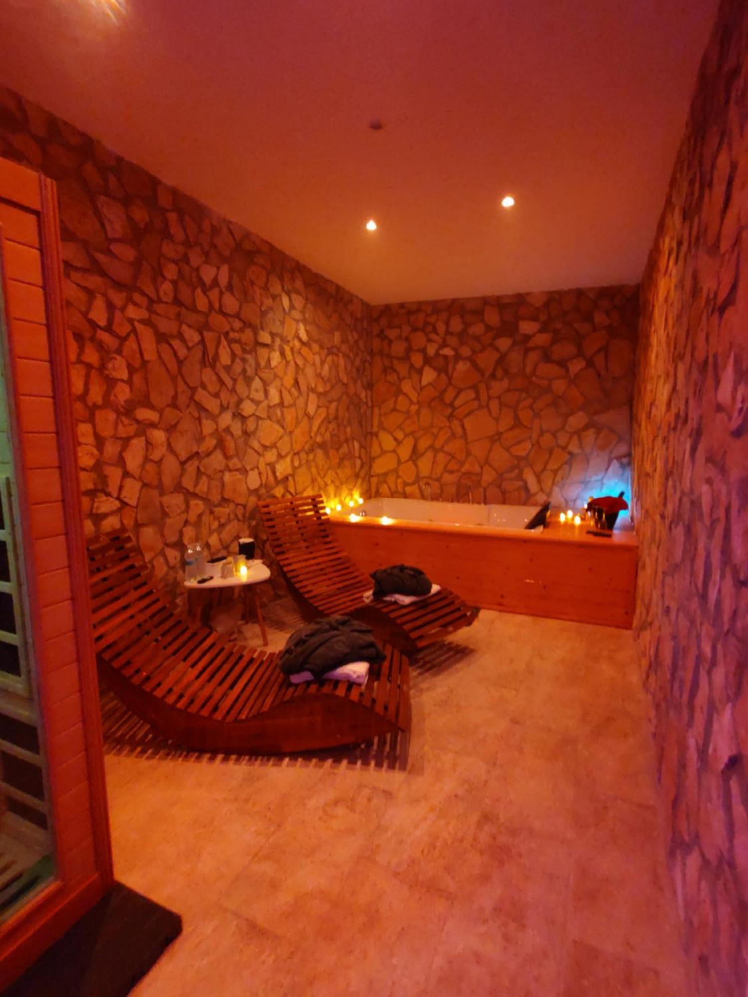 Spa Suite 21 奥古斯塔 外观 照片