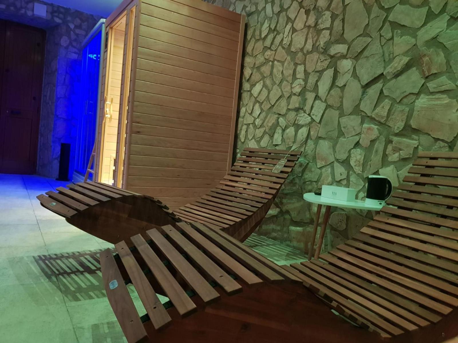 Spa Suite 21 奥古斯塔 外观 照片